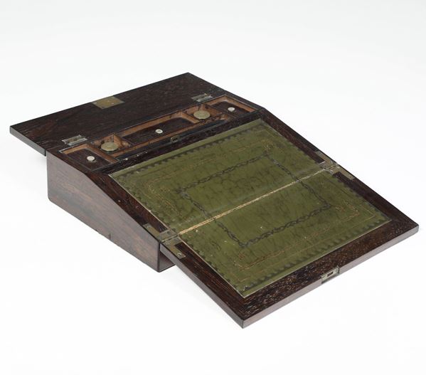 Scrittoio da viaggio. Inghilterra XX secolo