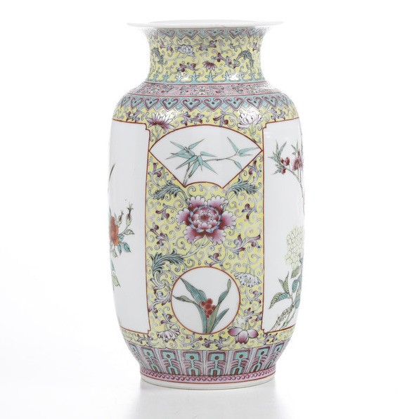 Vaso con Inserto Naturalistico in Porcellana Famiglia Rosa, Cina, Repubblica, XX Secolo
