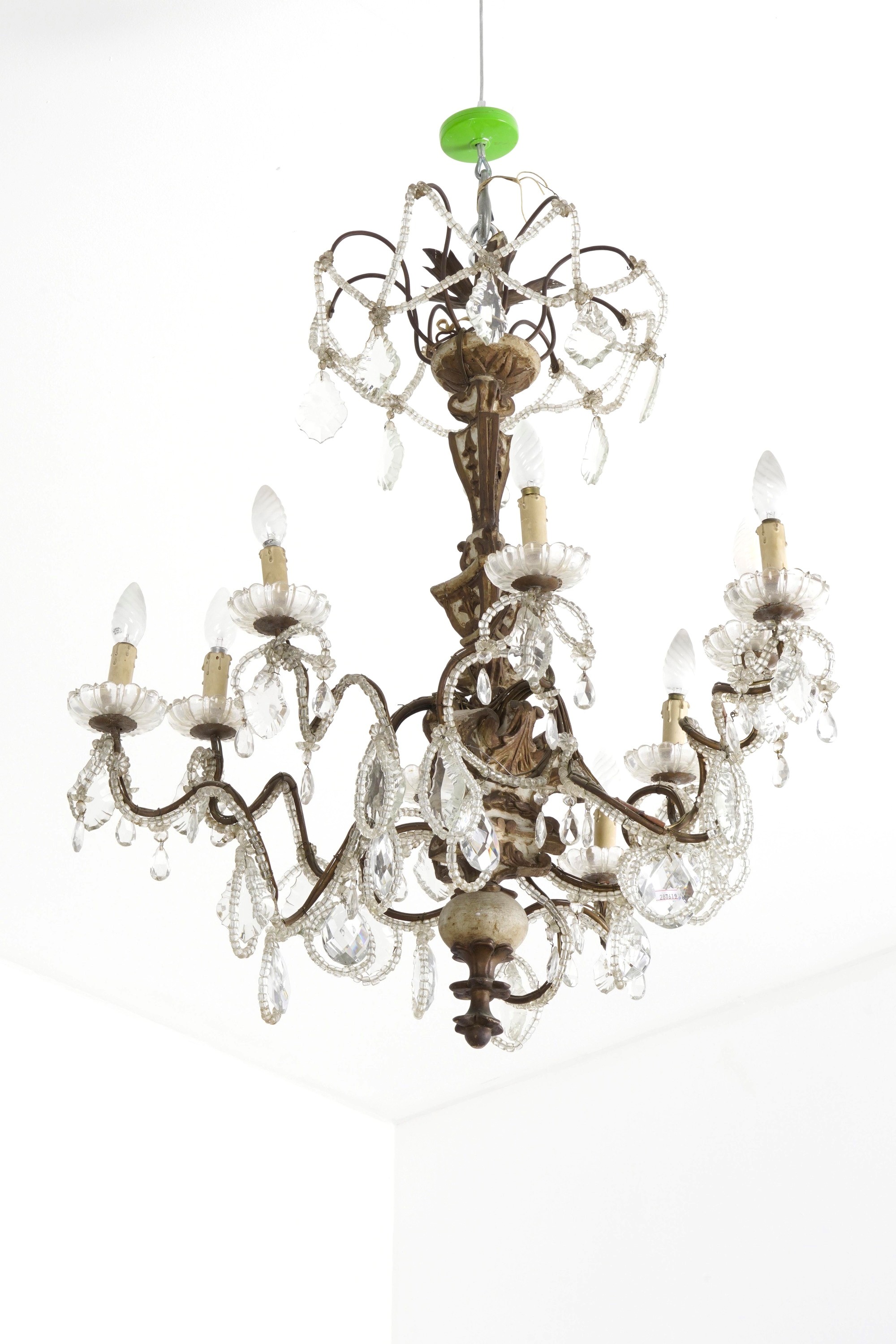 Lampadario in Legno e Cristalli