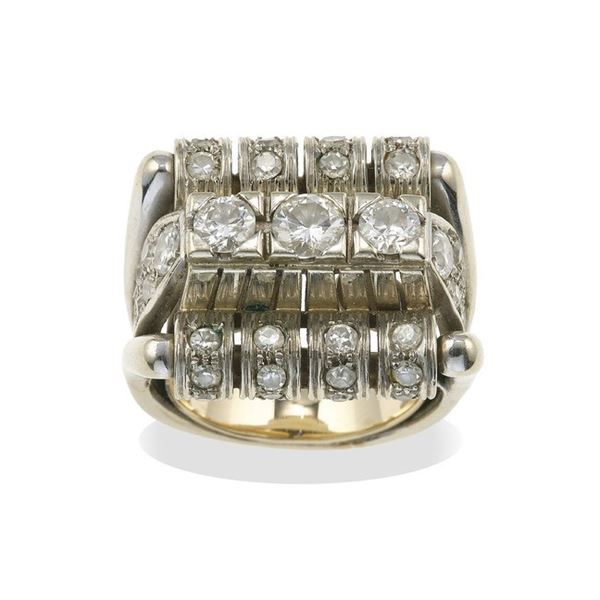 Anello con diamanti di vecchio taglio  