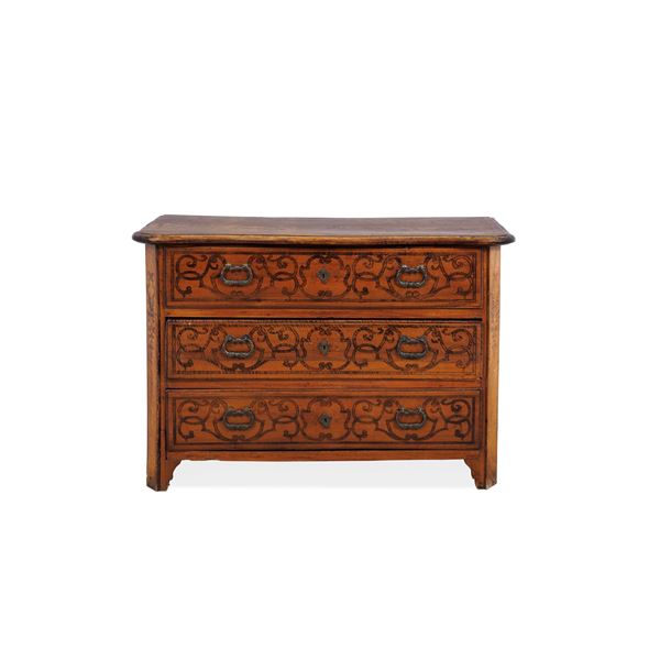 Cassettone. Piemonte, inizio XVIII secolo