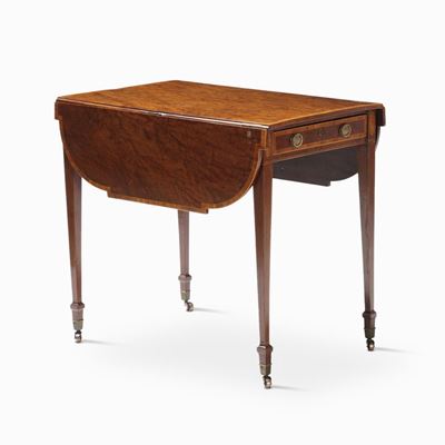 Tavolino in Legno a Bandelle. XIX Secolo