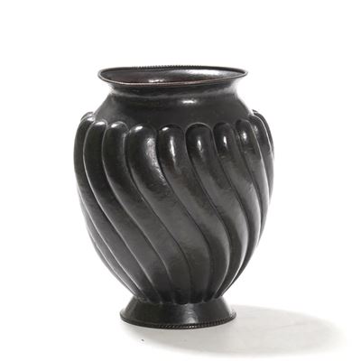 Vaso in Rame Costolato