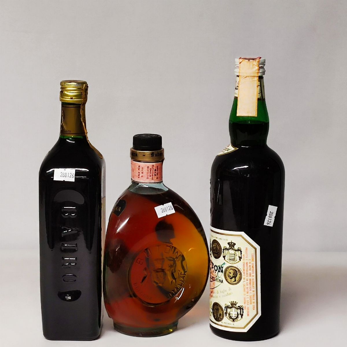 Collezione Buton, Cassetta Dom Bairo, Vecchia Romagna, Coca Buton