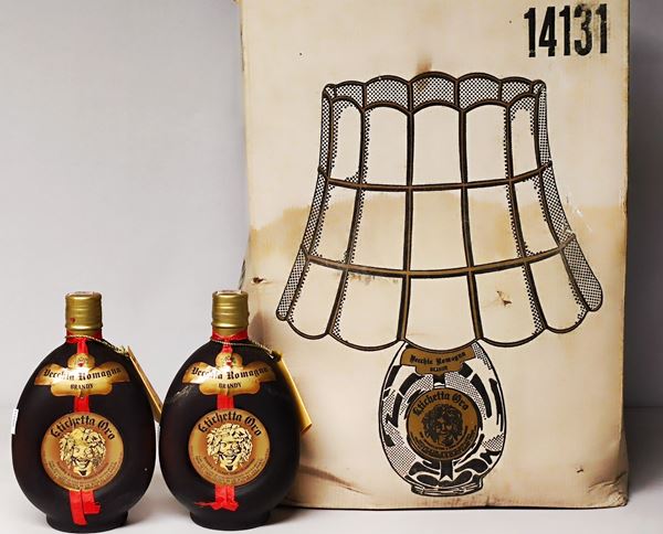 Vintage Vecchia Romagna Etichetta Nera Brandy Decanter, Arts &  Collectibles, Oshawa / Durham Region