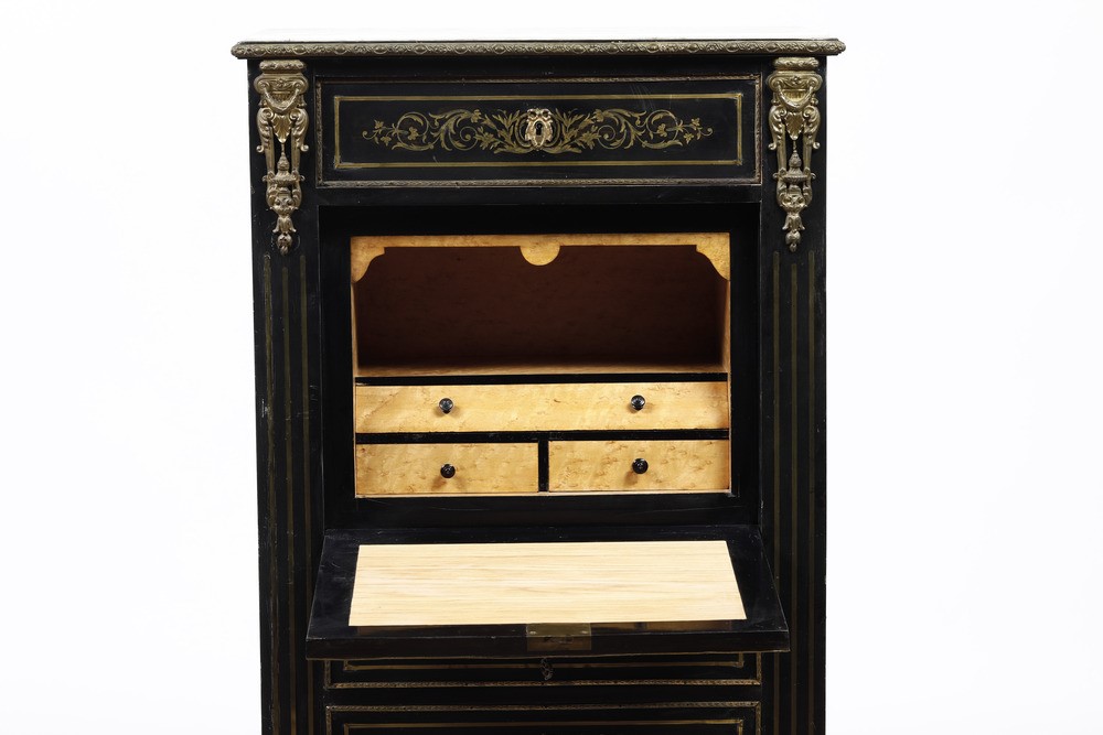 Secretaire Napoleone III Lastronato ed Intarsiato. XIX Secolo