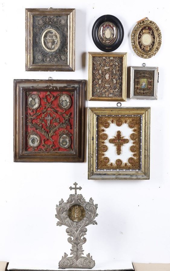 Lotto di 7 reliquiari, varie epoche e manifatture  - Auction Antiques and paintings - Cambi Casa d'Aste