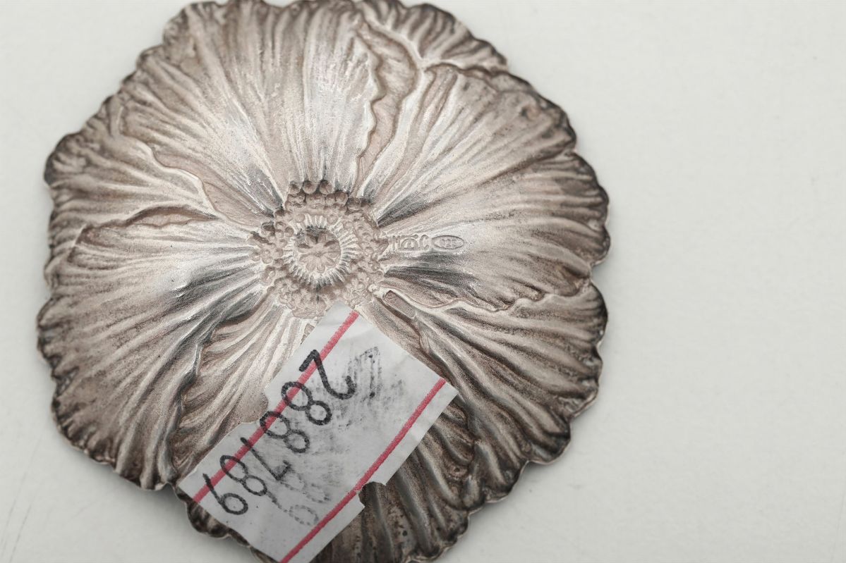 Foglia. Argentiere Clementi, Bologna per Maison Gianmaria Buccellatifiore. Argentiere Clementi, B...