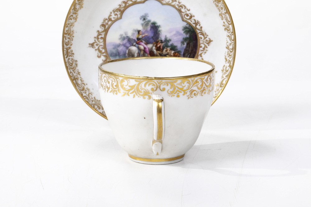 Tazza con Piattinodanimarca, Manifattura Royal Copenhagen, Ultimo Quarto del XVIII Secolo
