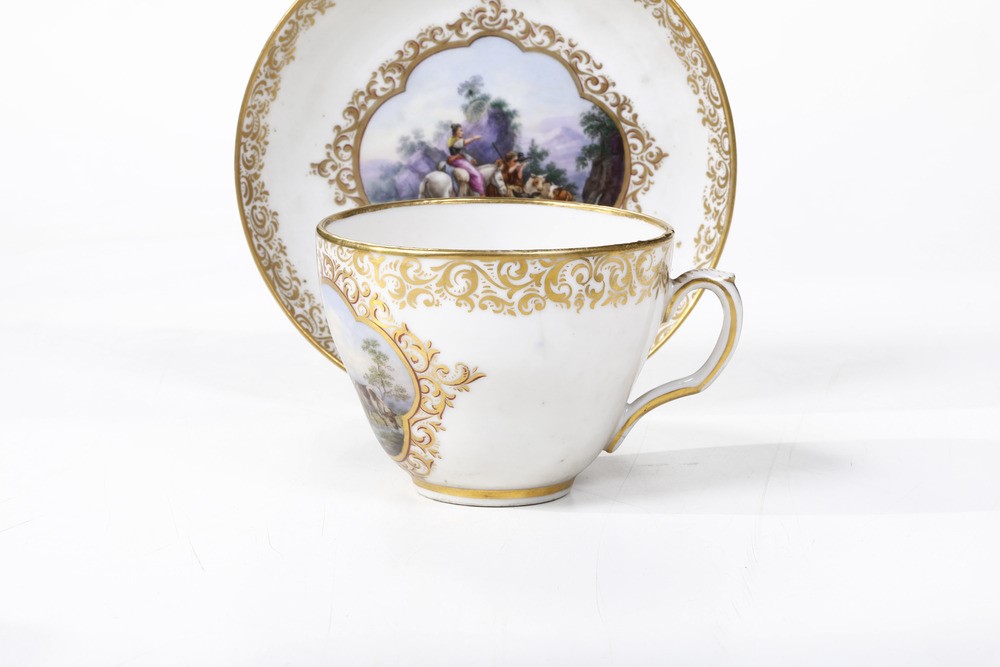 Tazza con Piattinodanimarca, Manifattura Royal Copenhagen, Ultimo Quarto del XVIII Secolo