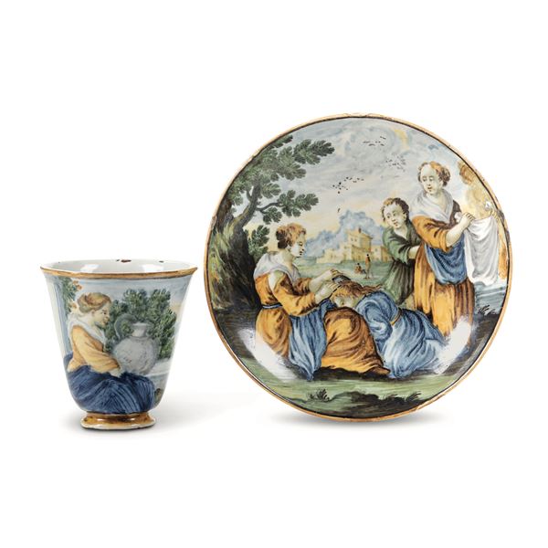 Una tazza e un piattino Castelli, Bottega dei Gentili, ultimo quarto del XVIII secolo 