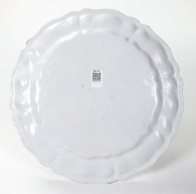 Grande piatto: Nove, Manifattura di Pasquale Antonibon, 1750-1770.