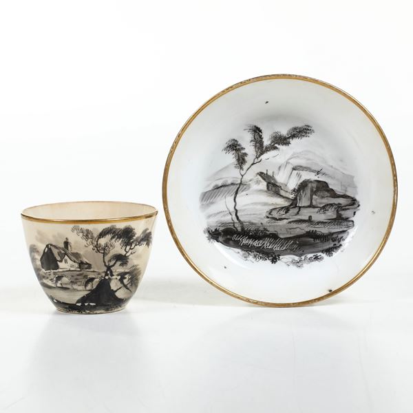 Una tazza e un piattino. Inghilterra, Stoke-on-Trent, Manifattura Minton, verso il 1835.