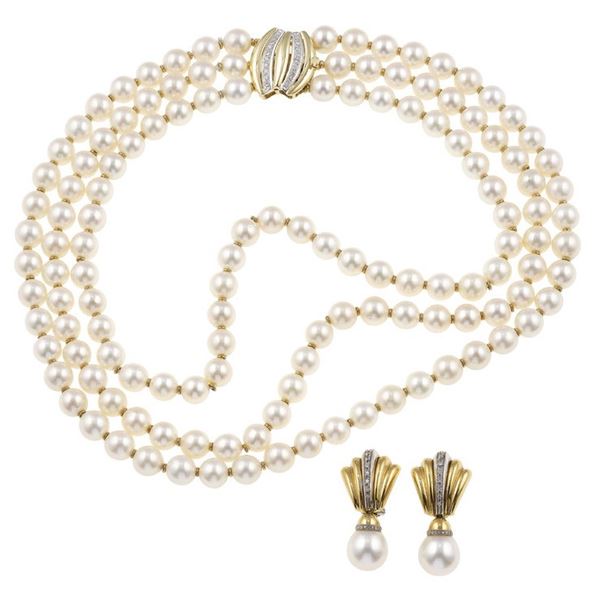 Demi-parure composta da collana orecchini con perle coltivate e diamanti