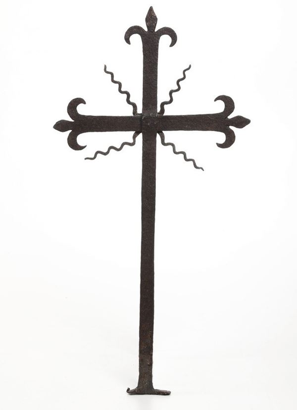 Antica croce in ferro forgiato