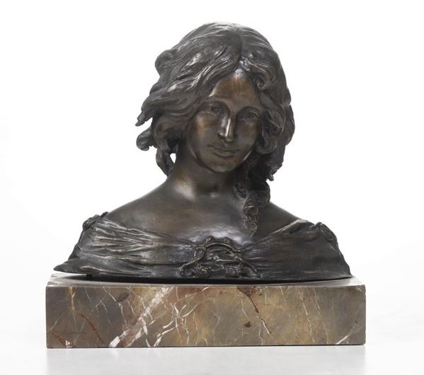 Andrea Valli (Carrara 1870-1948) Busto femminile