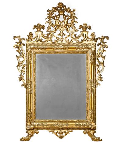 Specchiera in Legno Intagliato e Dorato. Nord Italia XVIII Secolo