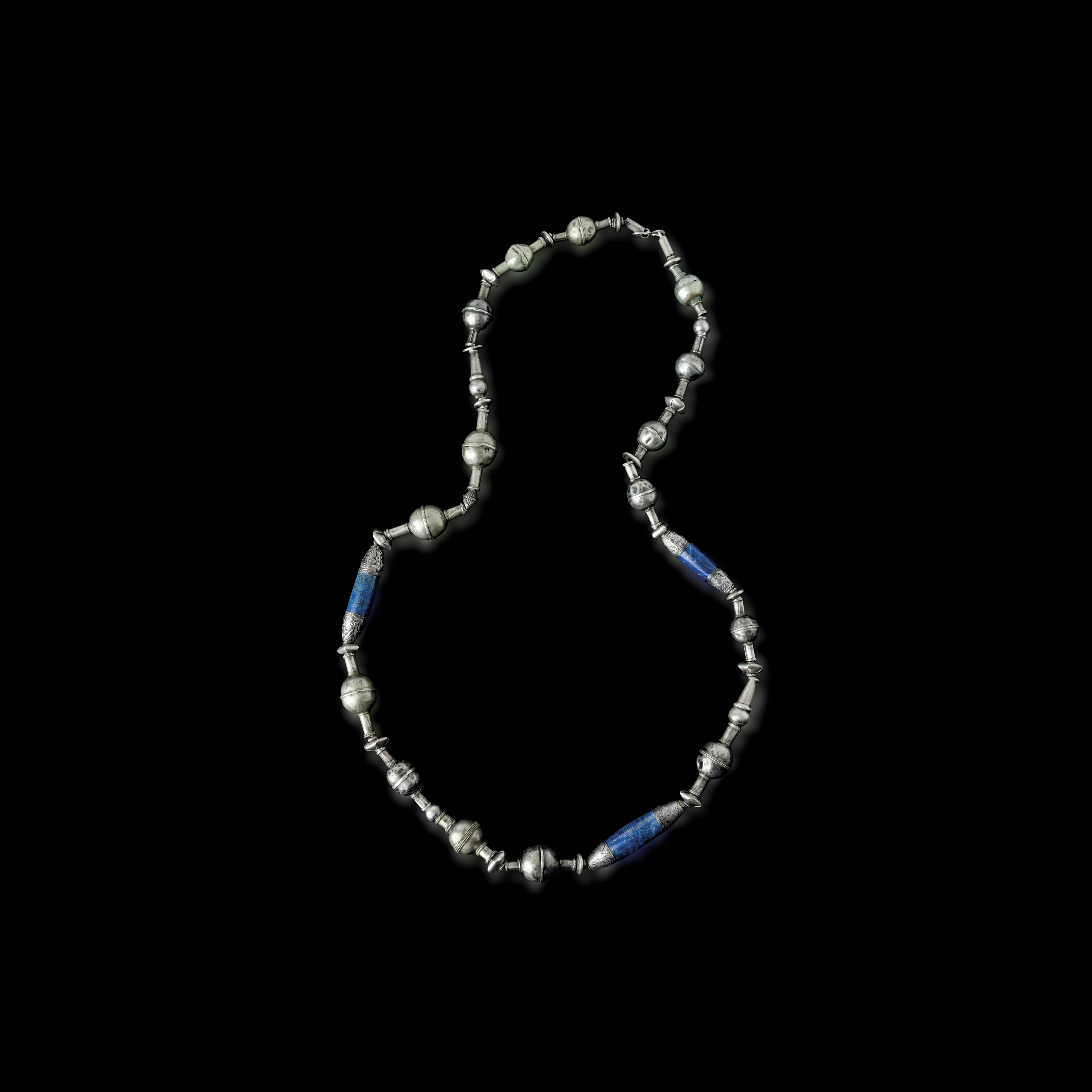 Due Collane e un Bracciale in Argento e Pietre Dure, Cina, Dinastia Qing, XIX Secolo