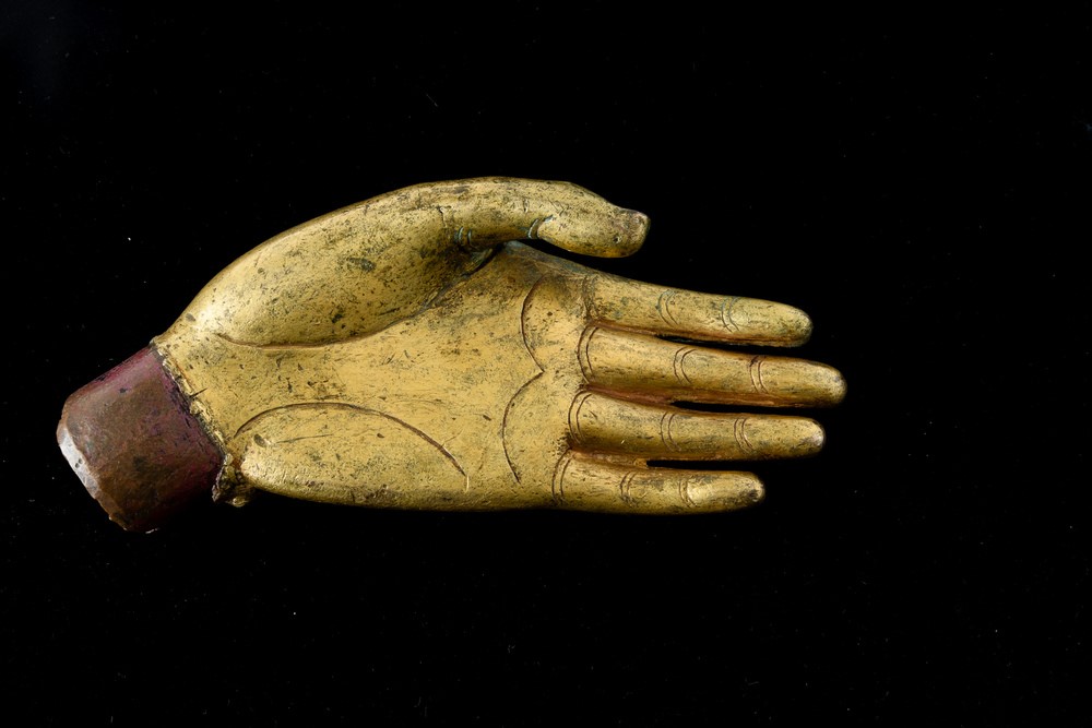 Mano in Bronzo Dorato, Tibet, Dinastia Qing, XVI-XVII Secolo