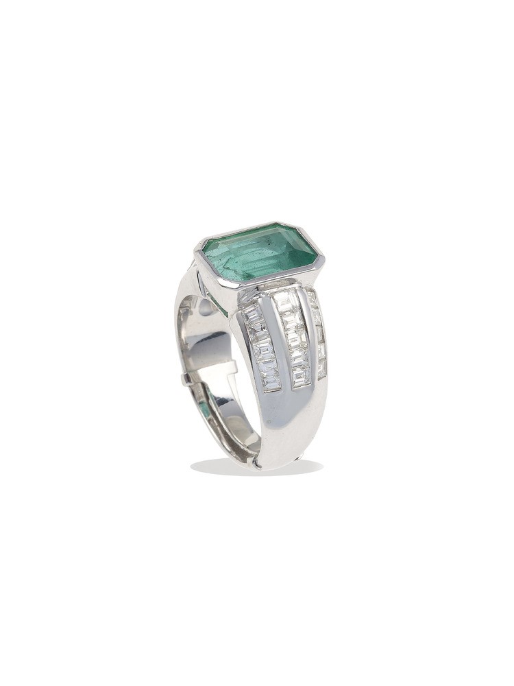 Anello con Smeraldo Brasile e Diamanti