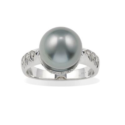Anello con Perla Coltivata Grigia e Piccoli Diamanti