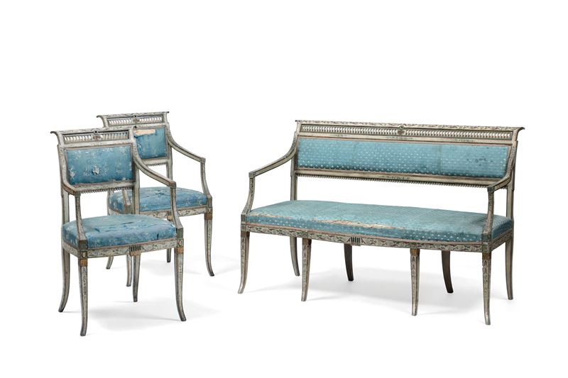 Salotto composto da divano e coppia di poltroncine in legno intagliato e laccato. XVIII secolo  - Auction Italian Mansions - Cambi Casa d'Aste