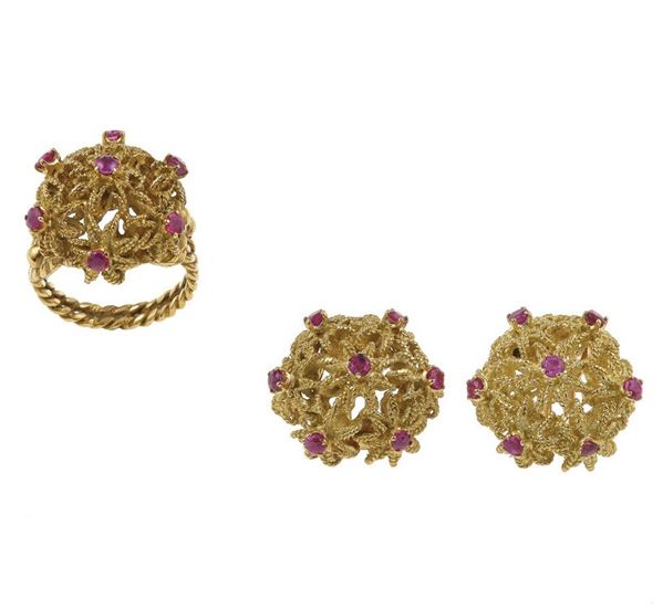 Demi-parure composta da anello ed orecchini con piccoli rubini