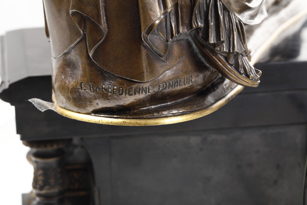 Orologio da Appoggio in Bronzo e Legno Ebanizzato. XIX Secolo