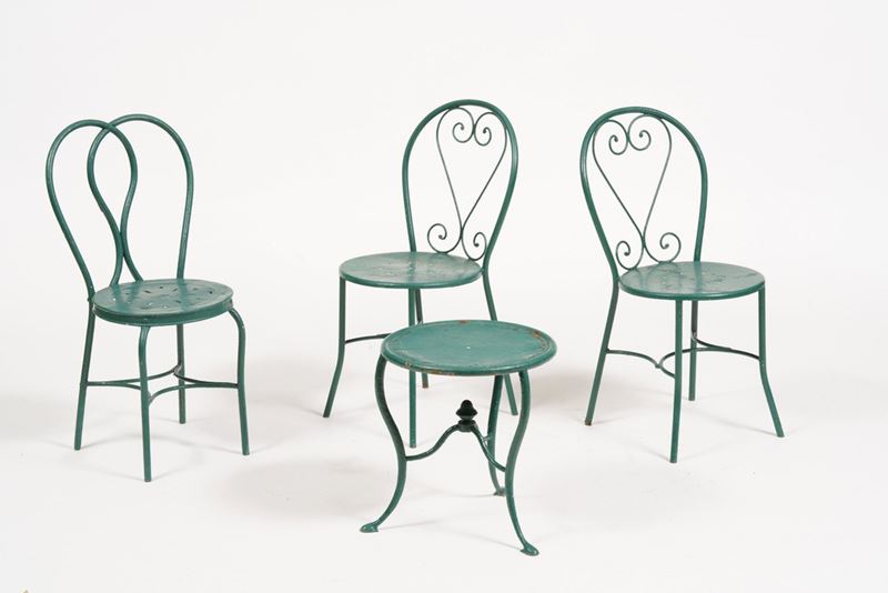Tre seggioline e un tavolino in ferro da giardino  - Auction Antique - Cambi Casa d'Aste