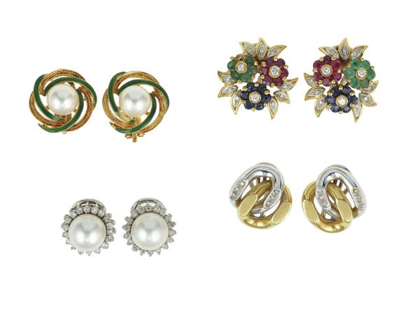 Lotto composto da quattro paia di orecchini con diamanti, smalti, rubini, zaffiri, smeraldi e perle coltivate