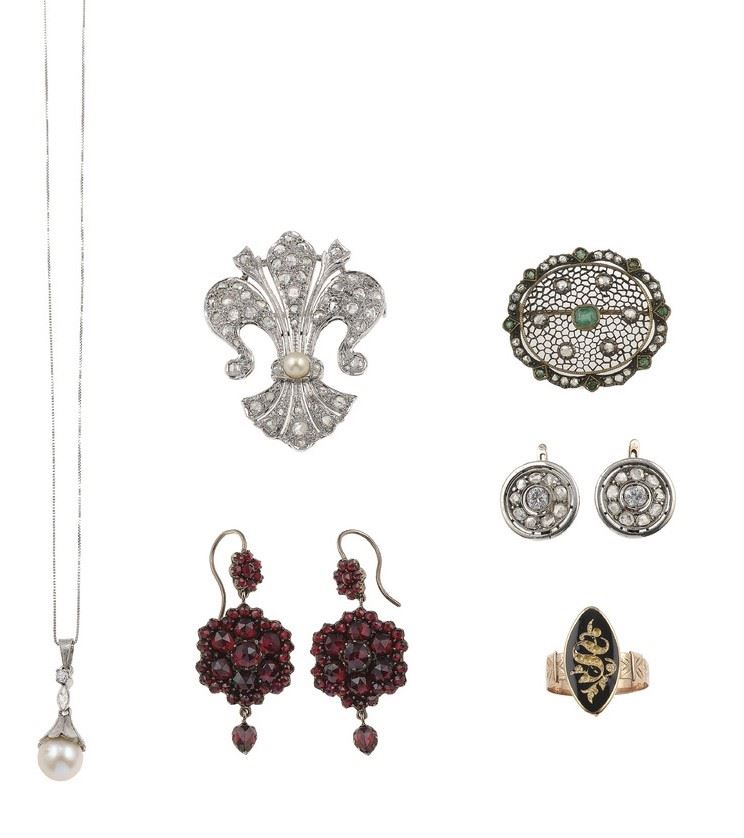 Group of gold and gem set jewels  - Auction Jewels - Cambi Casa d'Aste