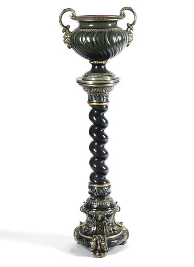 Colonna a Torchon con Vaso in Ceramica. Sarreguemise, Francia XX Secolo