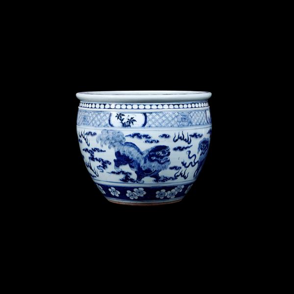 Cachepot in porcellana bianca e blu, Cina XX secolo