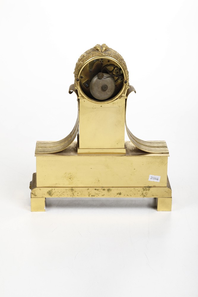 Pendola da tavolo in bronzo dorato, Francia XIX secolo