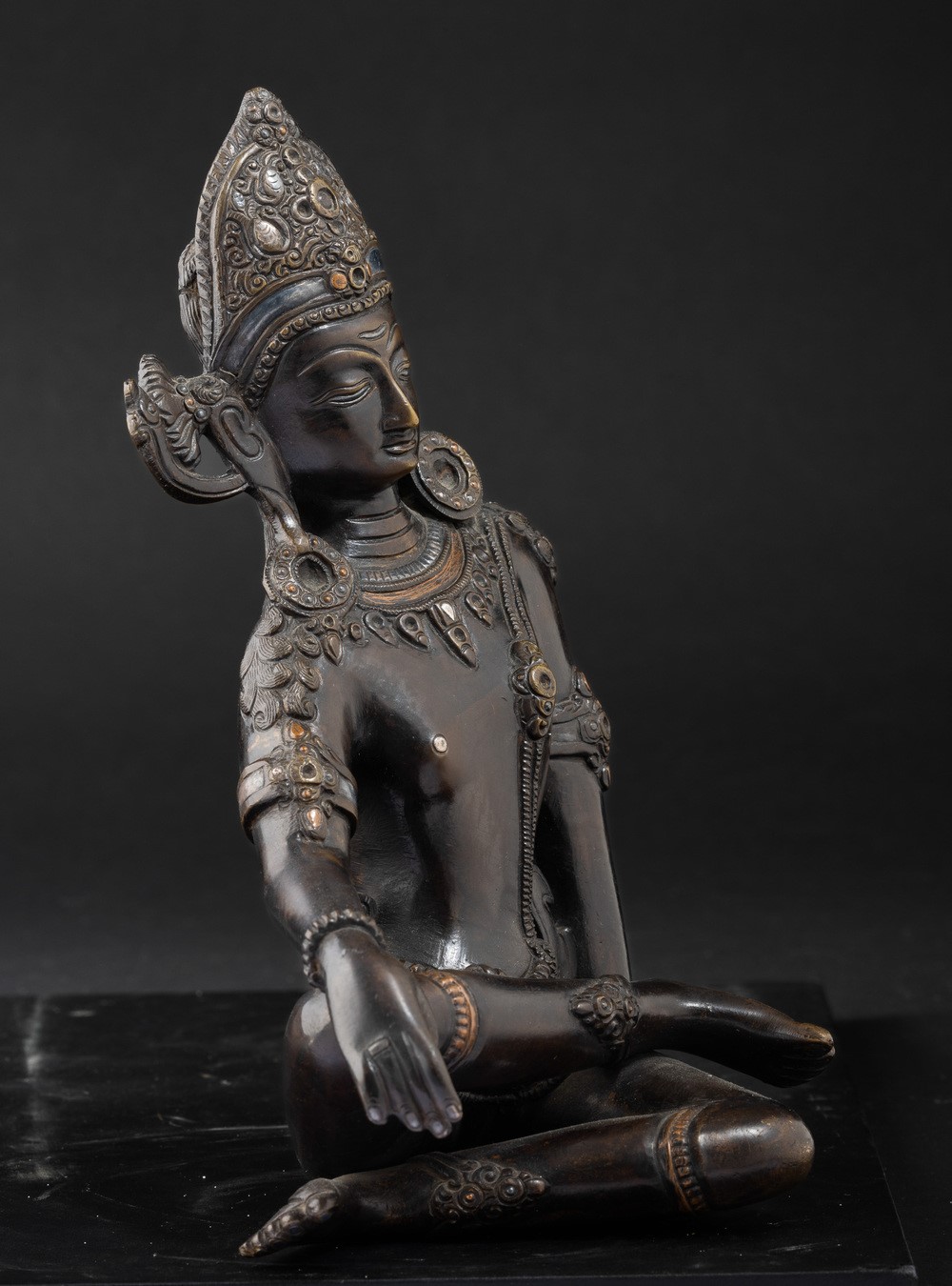 Figura di Tara in Bronzo, Nepal, XIX Secolo