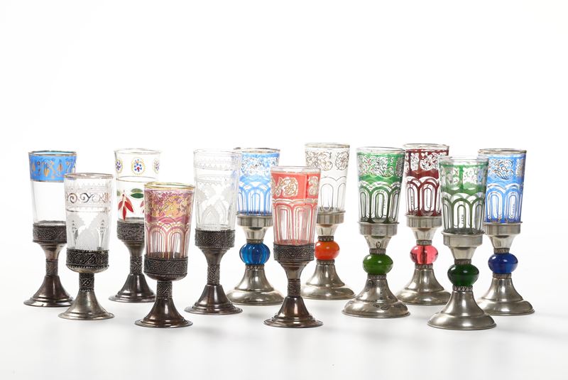 Trentaquattro calici, XX secolo.   - Auction Furniture for the Table - Cambi Casa d'Aste