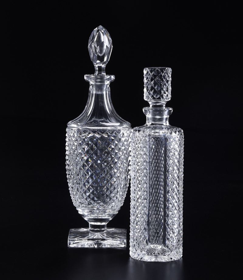 Due bottiglie da liquore, XX secolo.  - Auction Furniture for the Table - Cambi Casa d'Aste