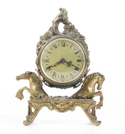 Piccolo Orologio da Tavolo in Metallo Dorato. XX Secolo
