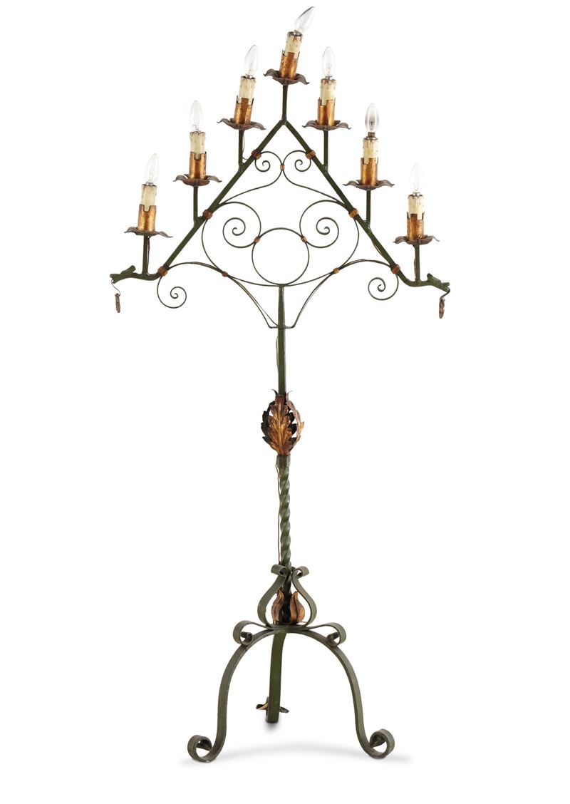 Torciera a sette luci in ferro dipinto con base tripode  - Asta Antiquariato - Cambi Casa d'Aste