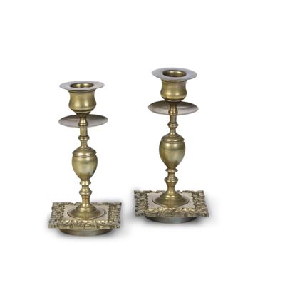 Coppia di Piccoli Candelieri in Bronzo Dorato