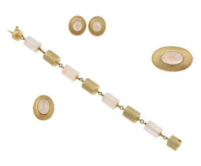 Parure Composta da Bracciale, Anello, Spilla ed un Paio di Orecchini con Quarzi Rosa