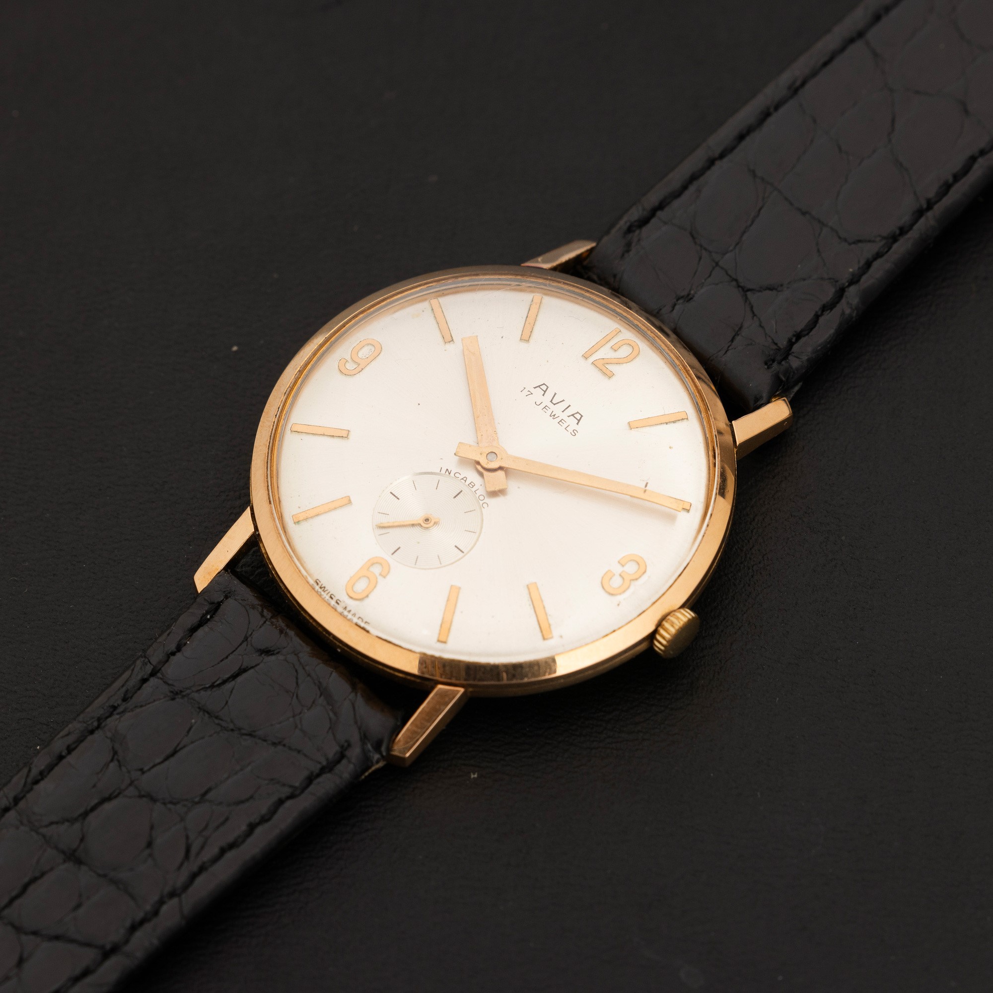 Avia - Solo Tempo in Oro Giallo 18k Carica Manuale, Quadrante Argentè Numeri Arabi con Piccoli Se...