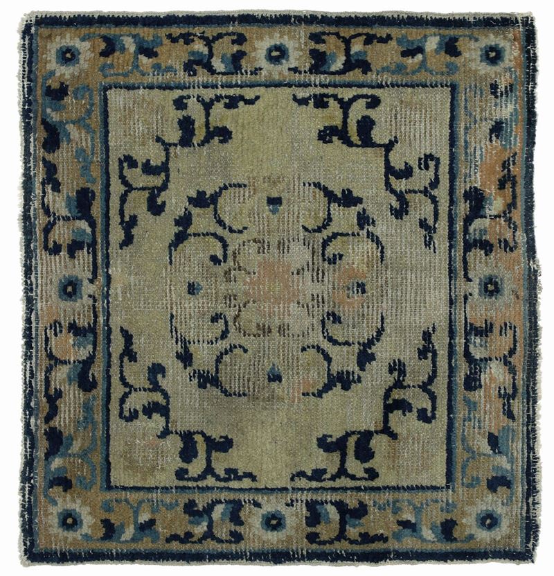 Mat, Cina fine XIX secolo  - Auction Antique carpets - Cambi Casa d'Aste