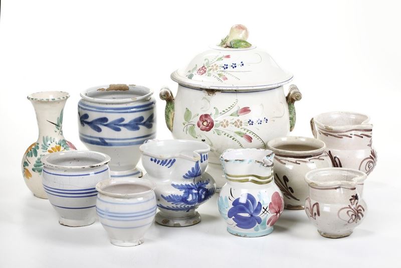 Lotto con ceramiche varie, XIX e inizio XX secolo.  - Auction Ceramics and glass - Cambi Casa d'Aste