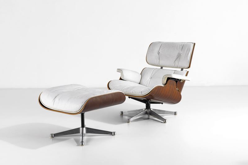 Charles Ray Eames Lounge chair mod. 670 con ottomana mod