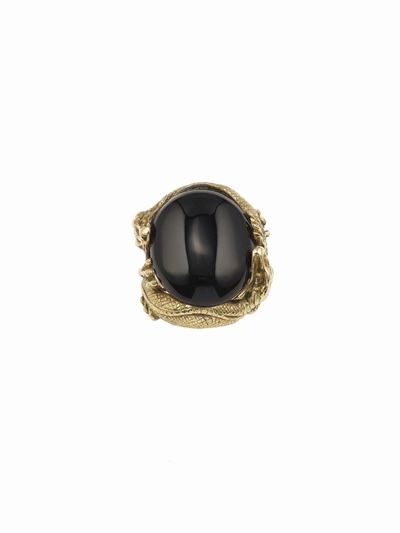 Anello “dragoni”, montatura in oro giallo 750/1000 con gemma sintetica cabochon
