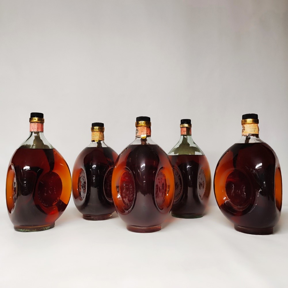 Buton Vecchia Romagna Etichetta Nera, Brandy