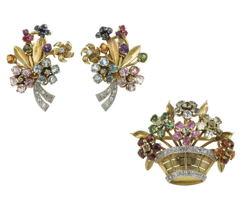 Demi-parure composta da una spilla ed un paio di orecchini con diamanti e gem-set  - Asta Vintage Jewellery - Cambi Casa d'Aste