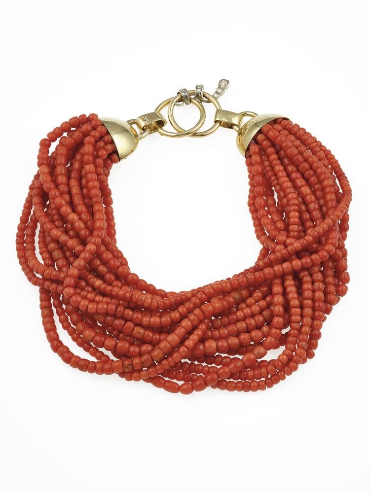 Coral necklace with gold and diamond clasp  - Auction Fine Jewellery - Cambi Casa d'Aste