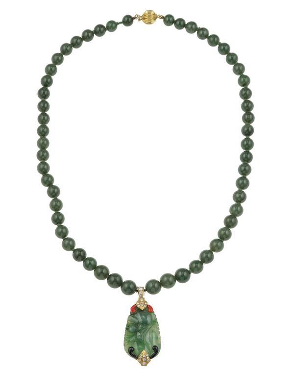 S.Nardi. Pendente in giadeite con inserti in smalti policromi e diamanti